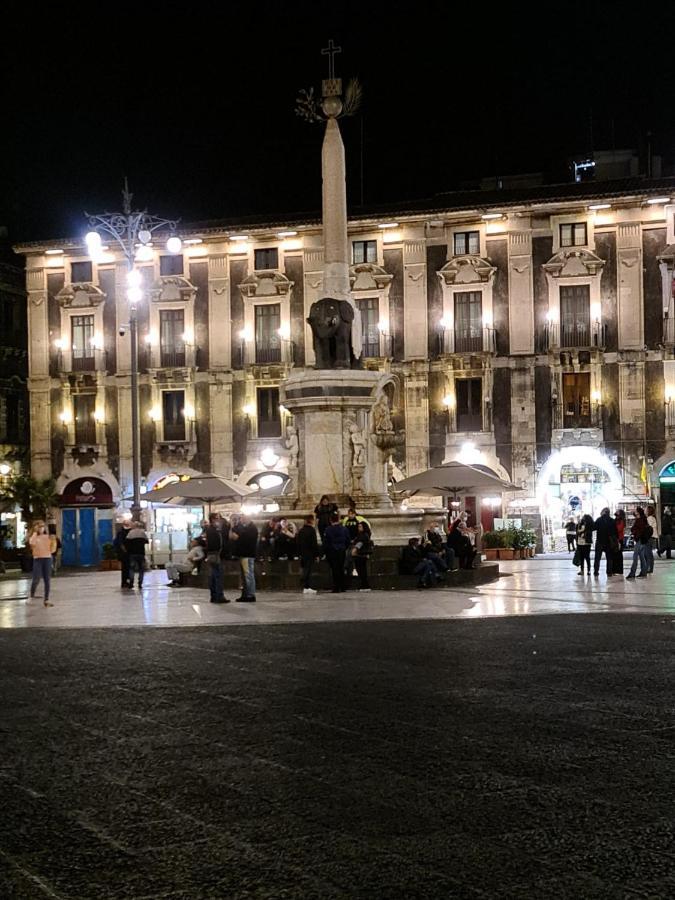 Home Dante Catania-Fontanarossai nemzetközi repülőtér Kültér fotó